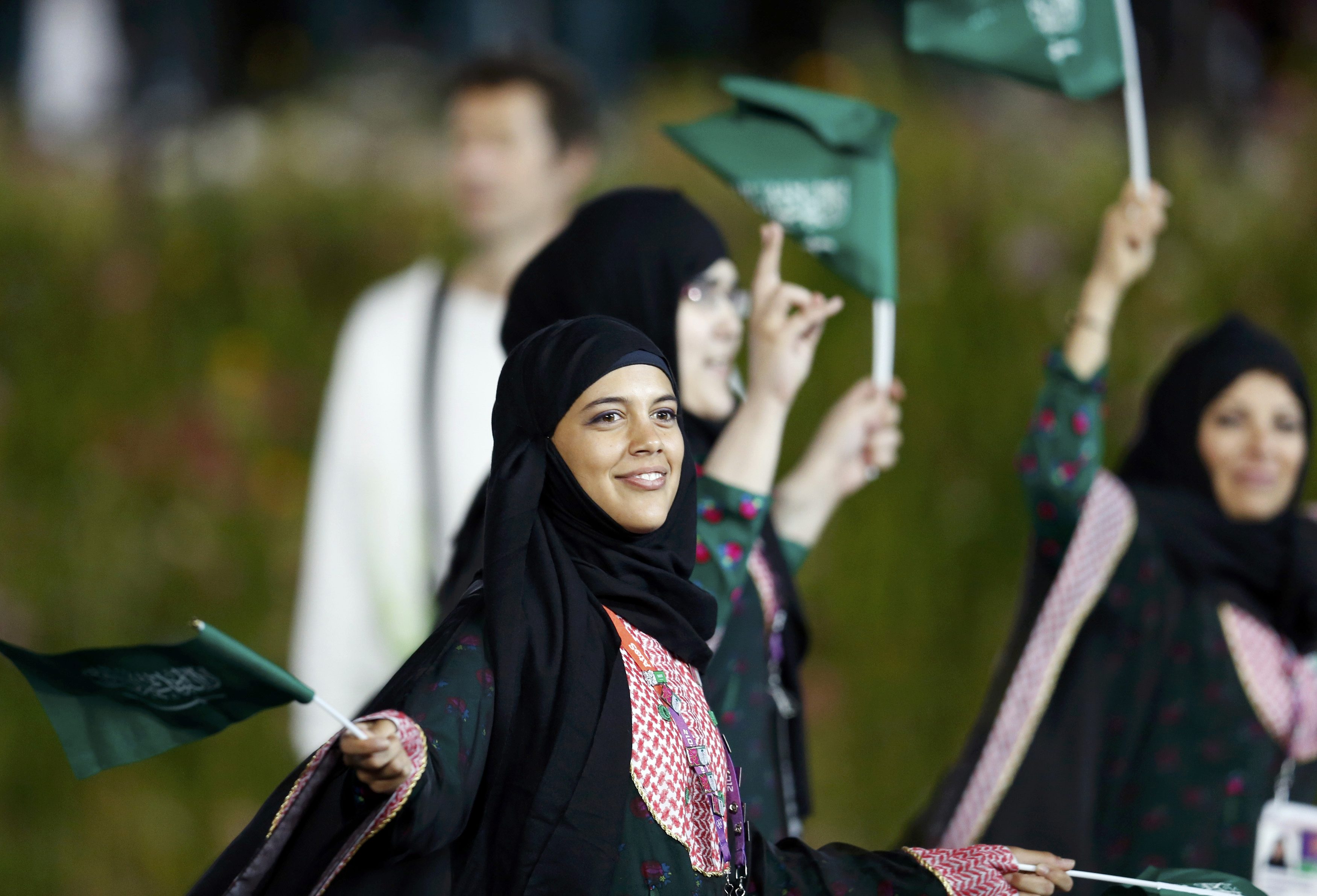 اجازه ورود زنان عربستان به استادیوم‌های فوتبال از ۲۰۱۸