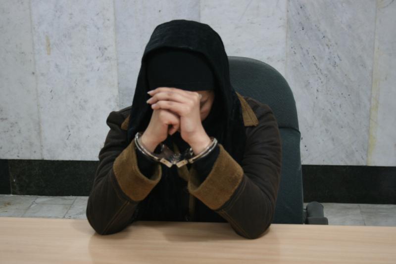 دستگیری زنی که ٢١ میلیارد کلاهبرداری کرد