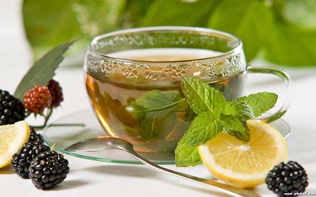 تاثیر مثبت چای سبز بر  فرهنگ منفی غذای غربی